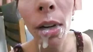 रेडहेड से से पट संग छिमेकीलाई.