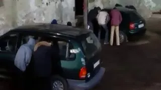 ऐना काम पछि आगन्तुक दिइएको छ ।